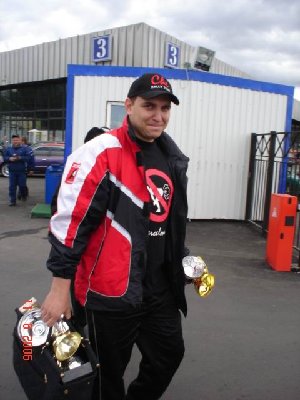 DSC02776.JPG (47.48 КБ) 2237 просмотров Награды Чегевары! Знатный Дрифтер тащит добычу =)